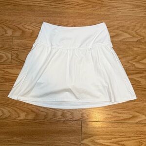 NWOT All in Motion White Tennis Skirt size XS